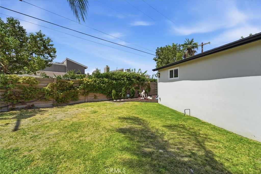 6443 Gross Avenue