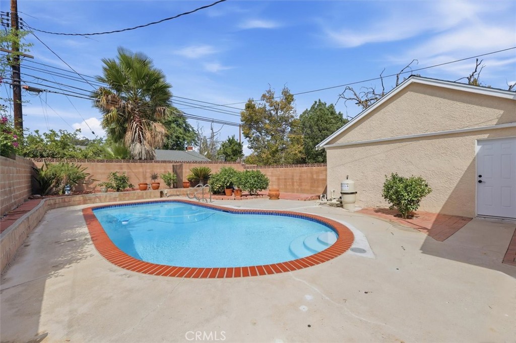 6683 Gross Avenue