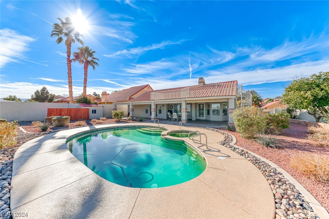 414 Lost Trail Drive