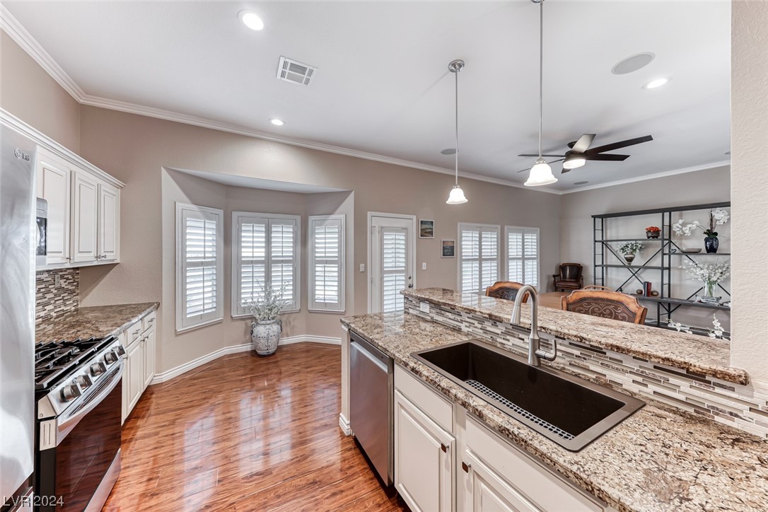 414 Lost Trail Drive