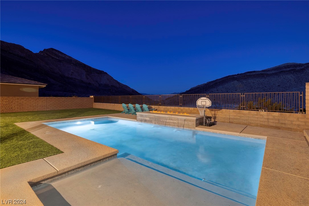 3030 Raywood Ash Drive