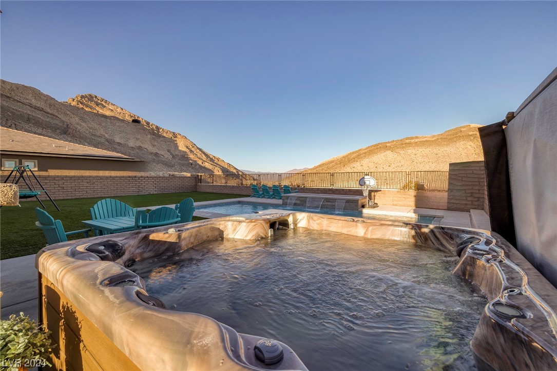 3030 Raywood Ash Drive