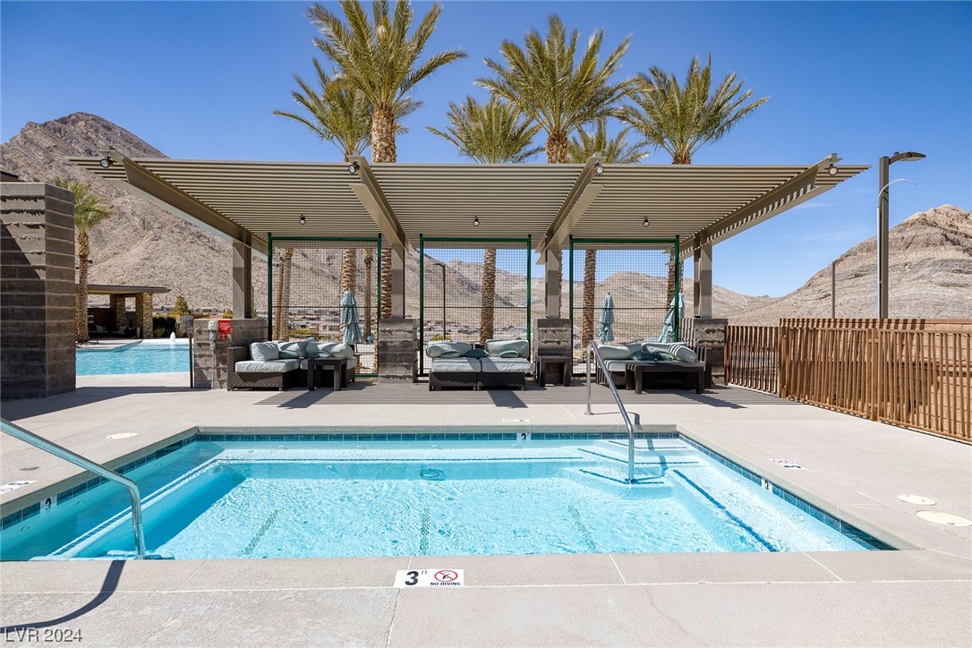 3030 Raywood Ash Drive