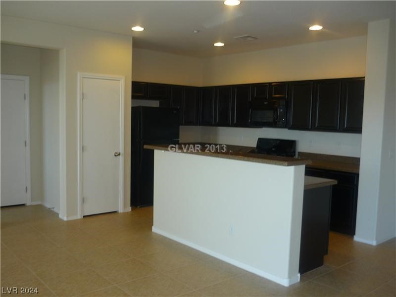 4437 Dover Straight Street 206