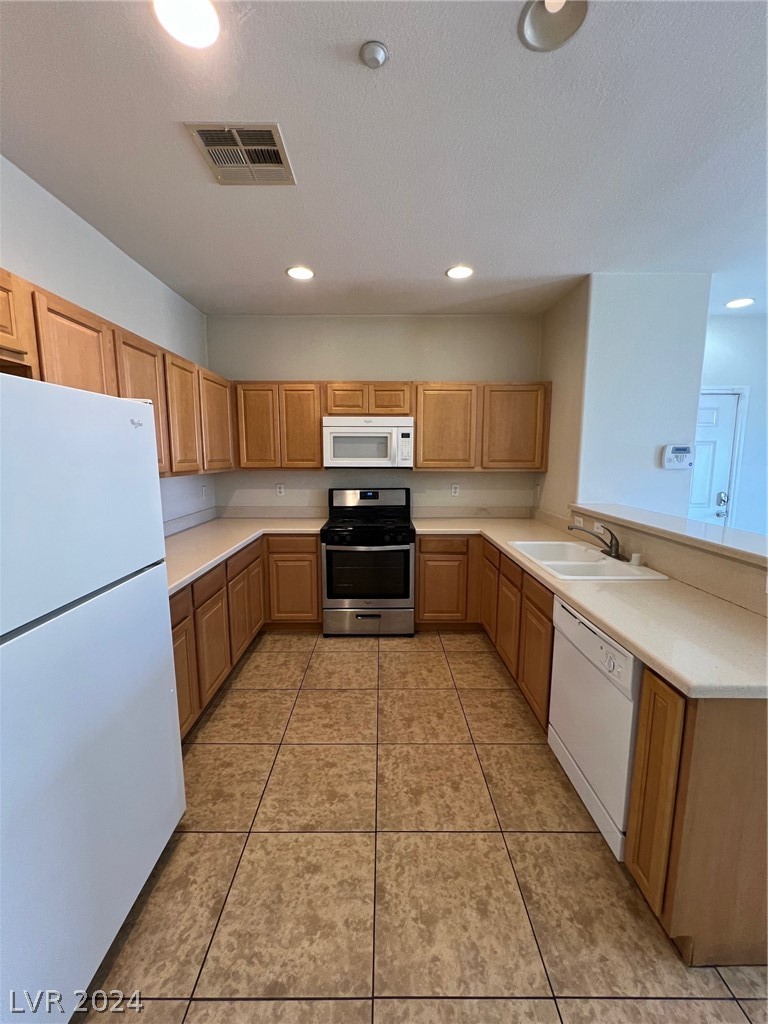 4437 Dover Straight Street 204