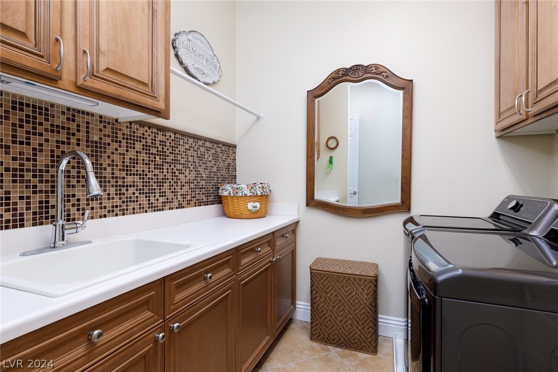 5594 Sumac Ridge Court