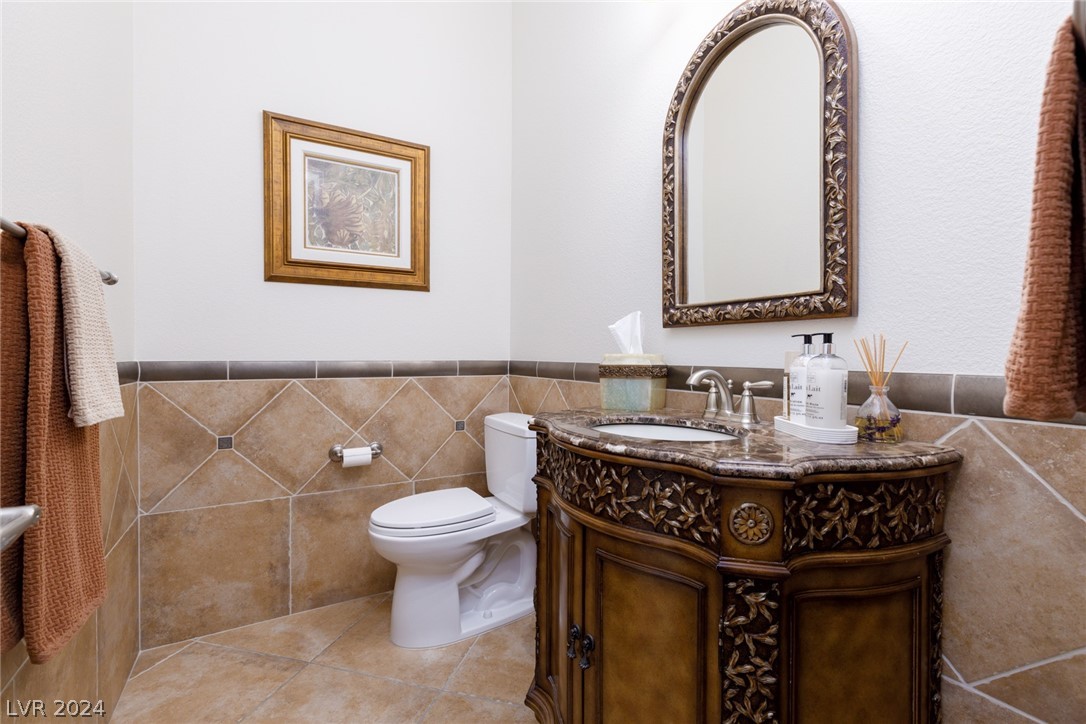 5594 Sumac Ridge Court