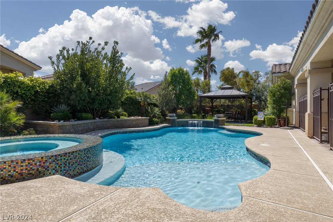 5594 Sumac Ridge Court