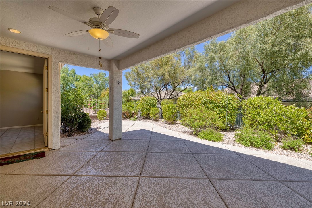 4392 Carta Luna Street