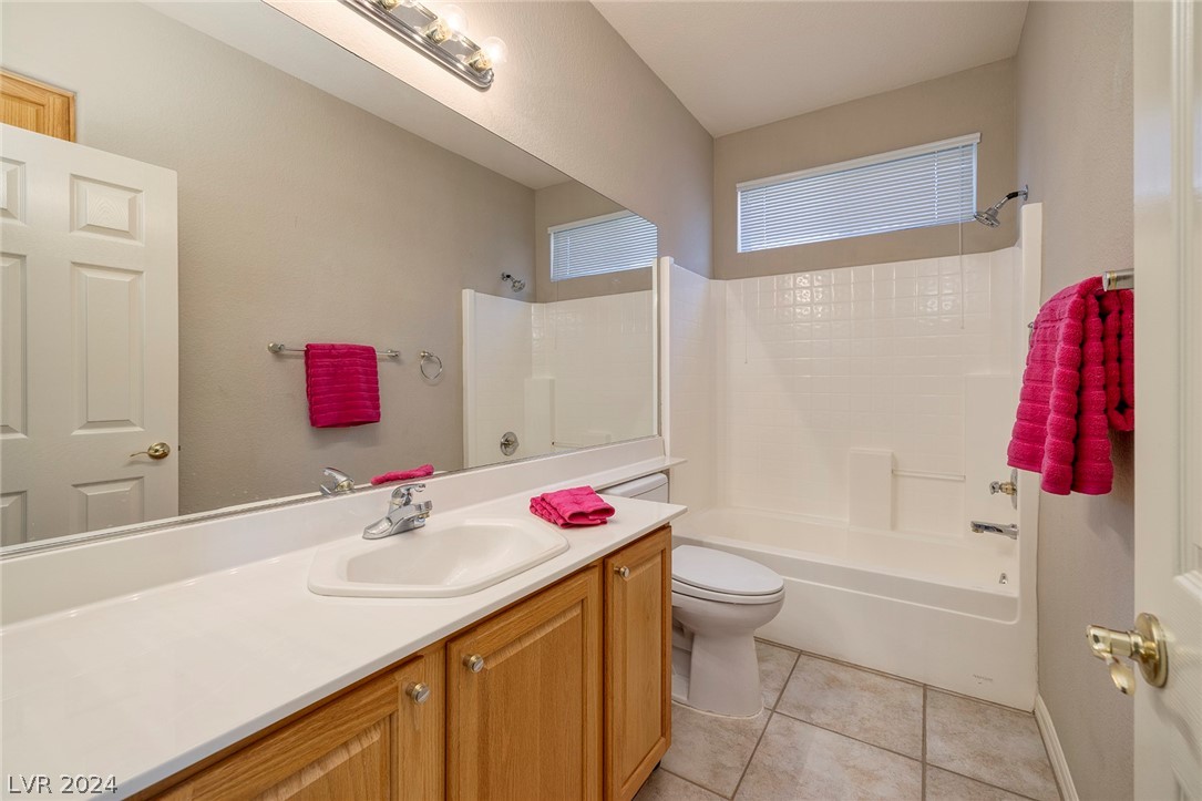 4392 Carta Luna Street