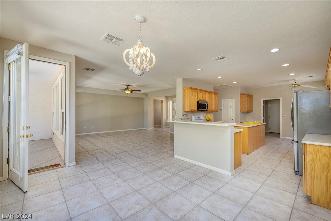 4392 Carta Luna Street