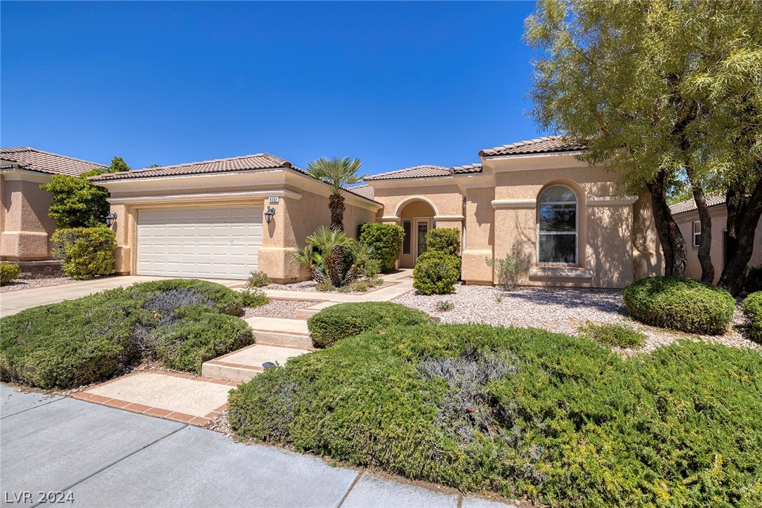 4392 Carta Luna Street