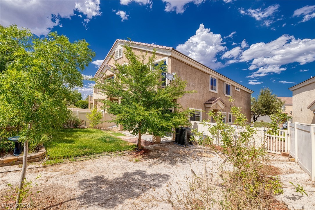 2481 April Breeze Lane 0