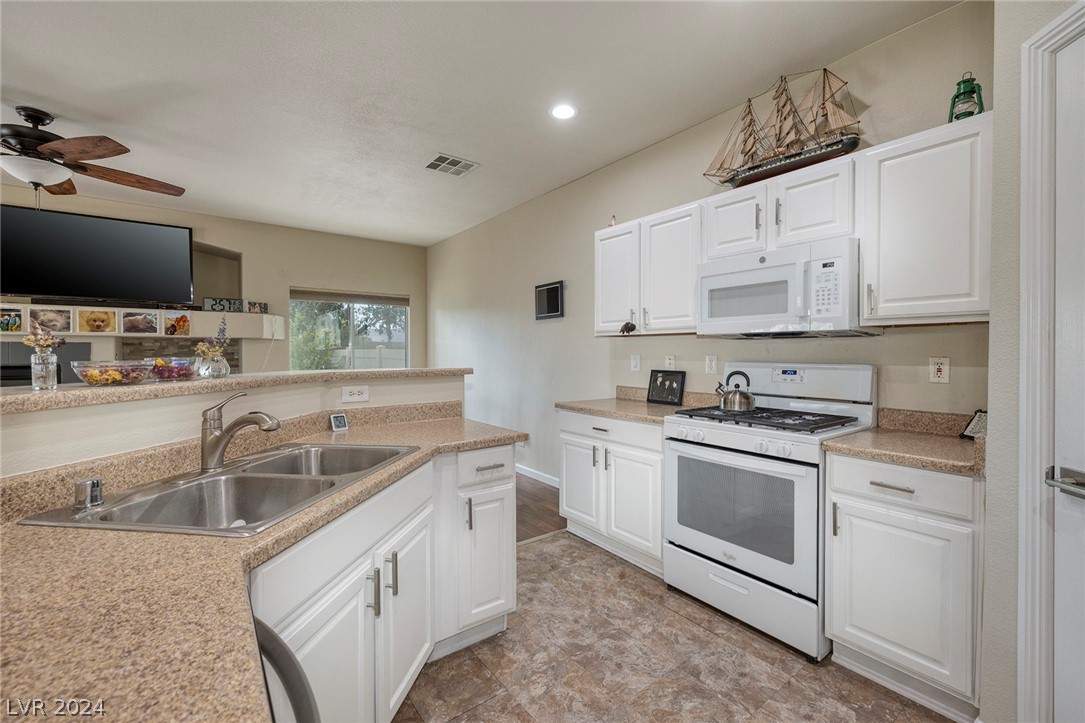 2481 April Breeze Lane 0