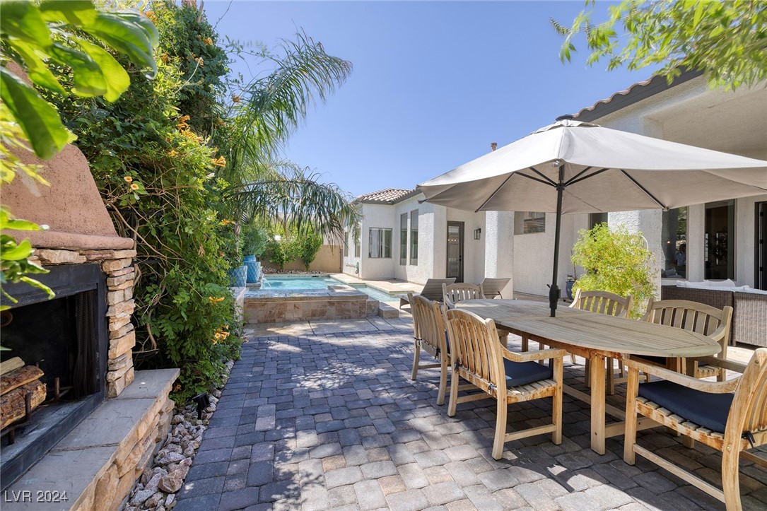 266 Calle Palacio Street