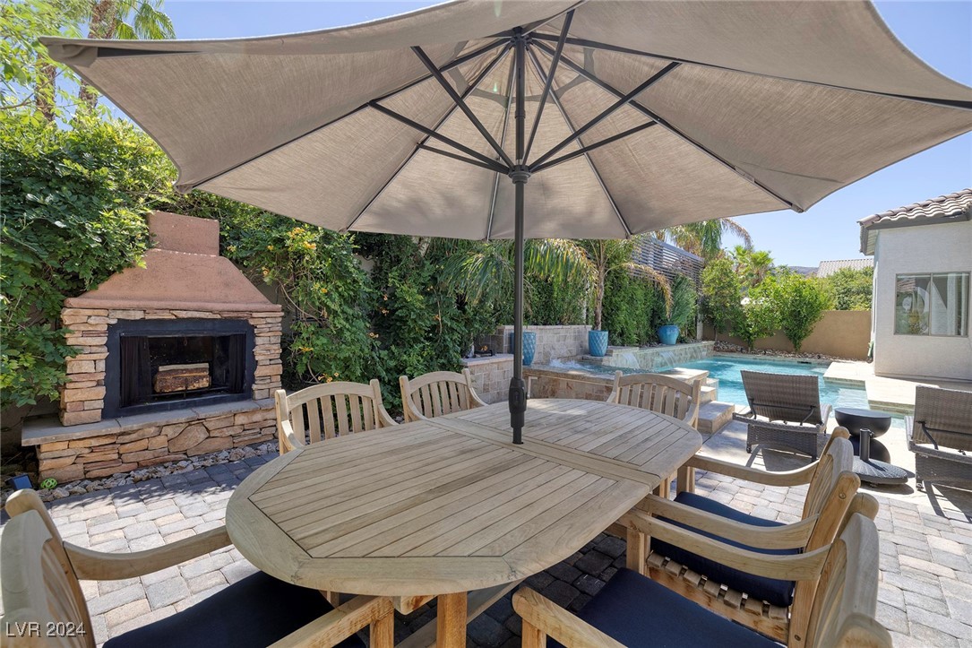 266 Calle Palacio Street