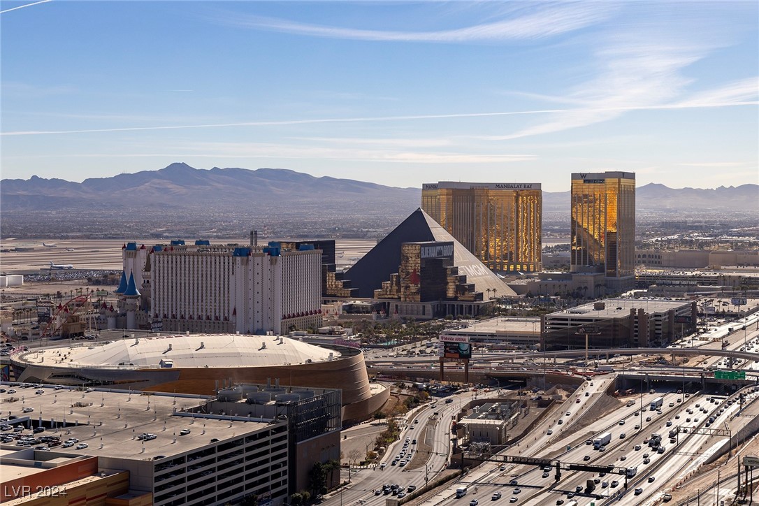 4471 Dean Martin Drive 3605