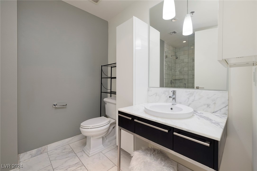 4471 Dean Martin Drive 3605