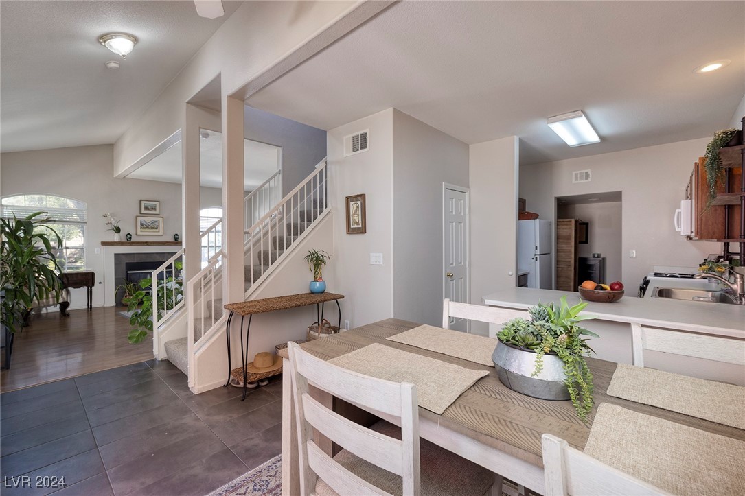 1607 Coal Valley Drive