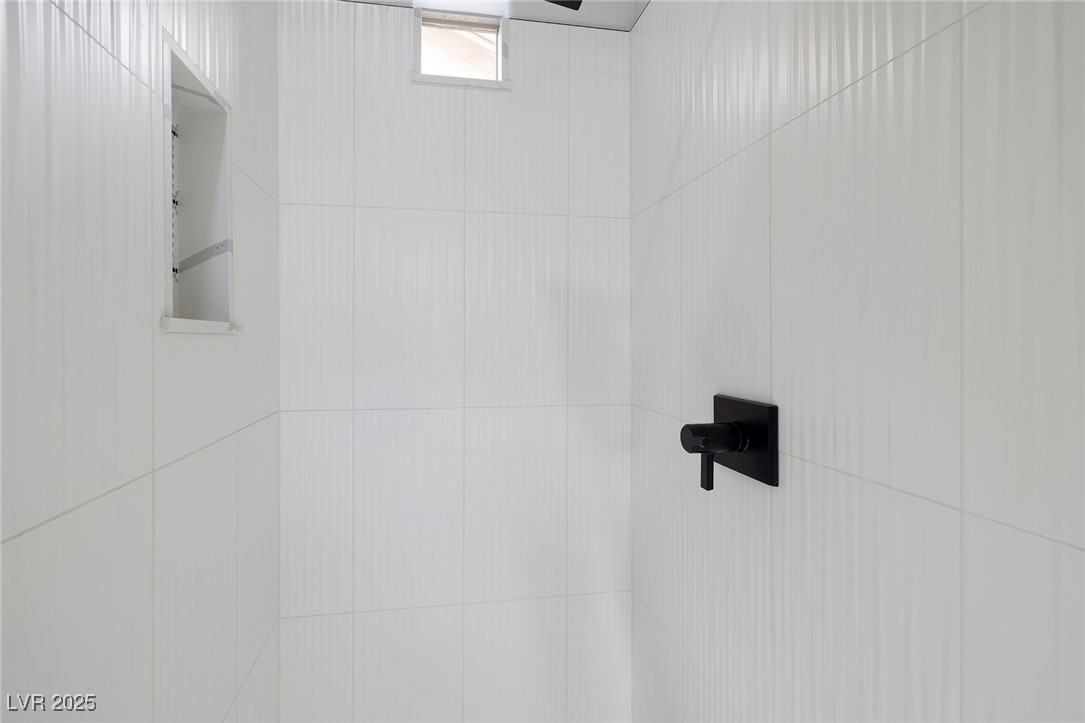 1592 Bamboo Bay Drive