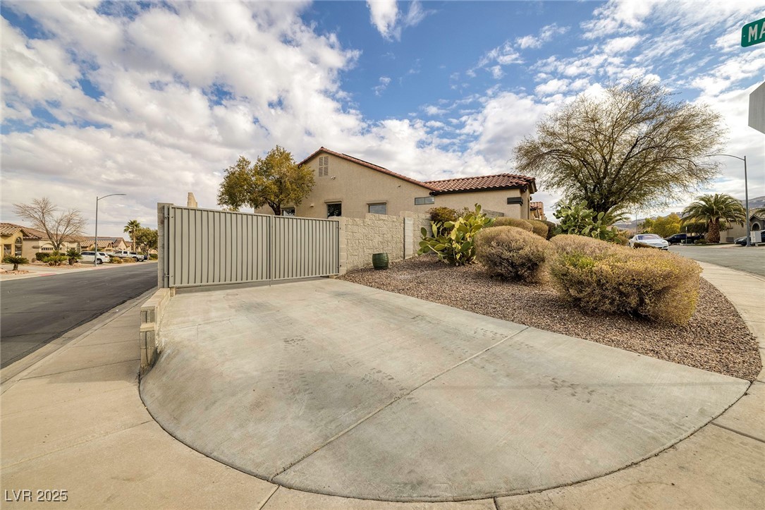 1592 Bamboo Bay Drive