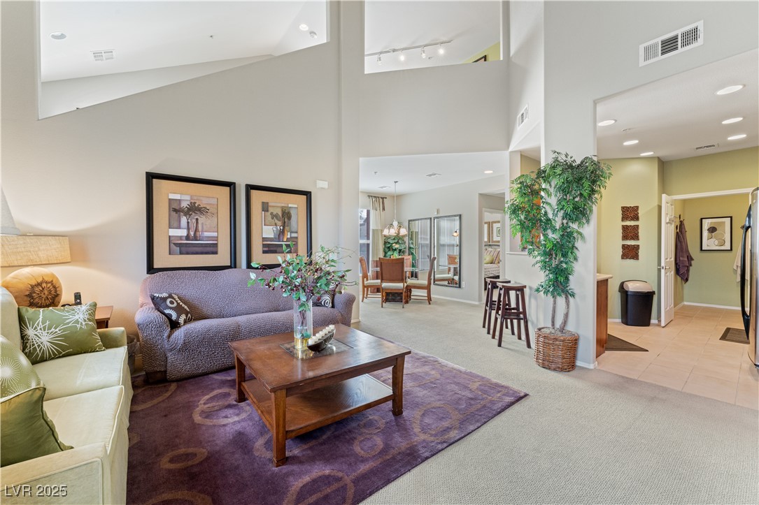 3975 North Hualapai Way 285