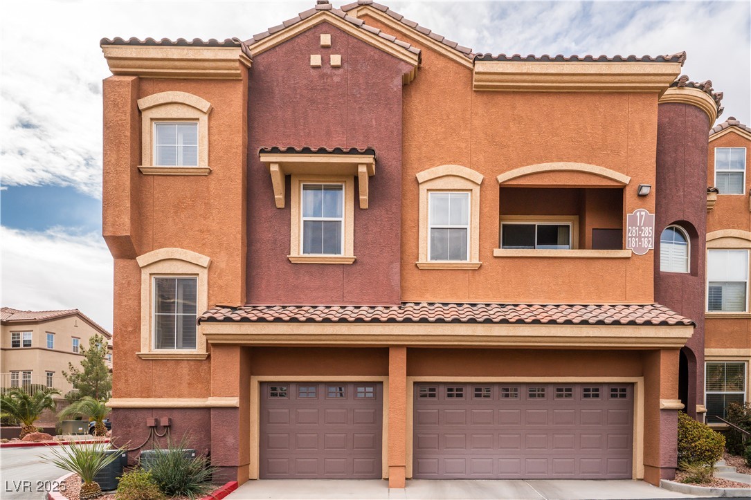 3975 North Hualapai Way 285