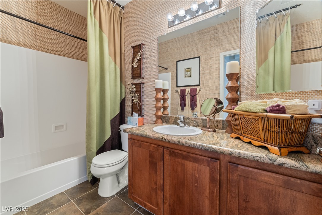 3975 North Hualapai Way 285