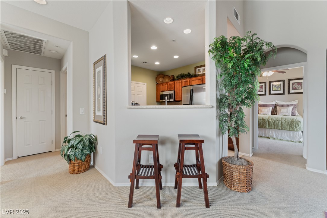 3975 North Hualapai Way 285