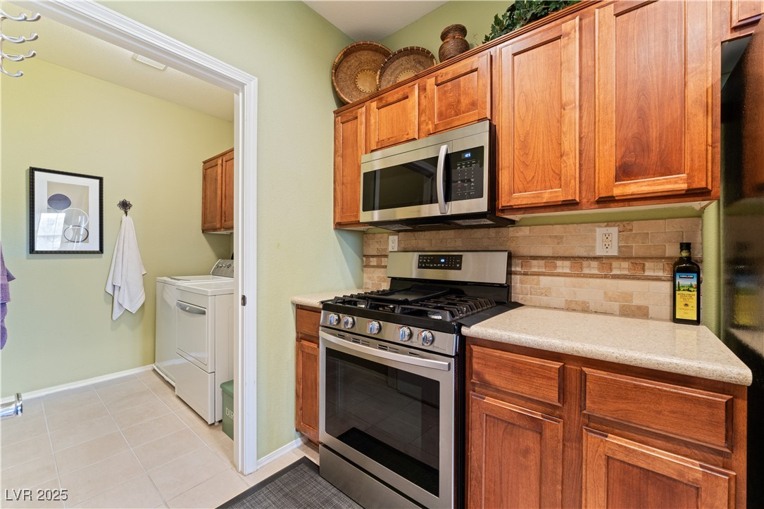 3975 North Hualapai Way 285