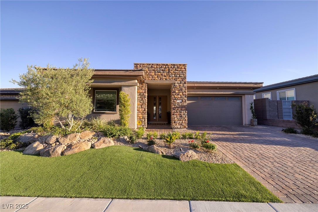 47 Reflection Bay Drive