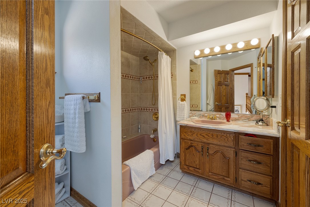 30 Quail Hollow Drive