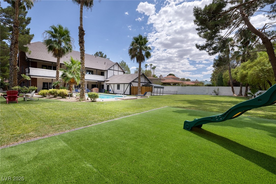 30 Quail Hollow Drive