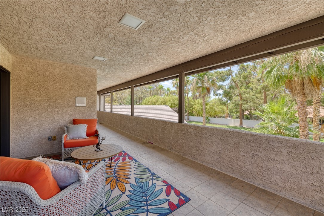 30 Quail Hollow Drive