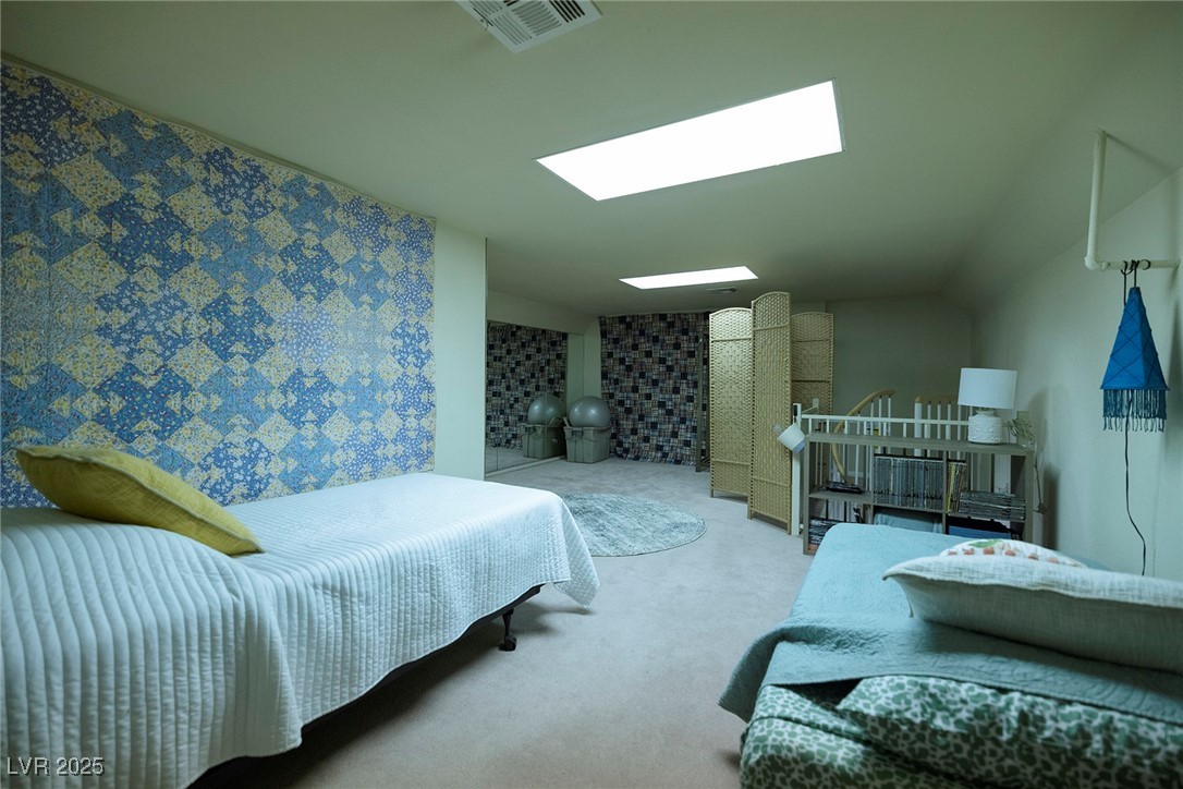 30 Quail Hollow Drive