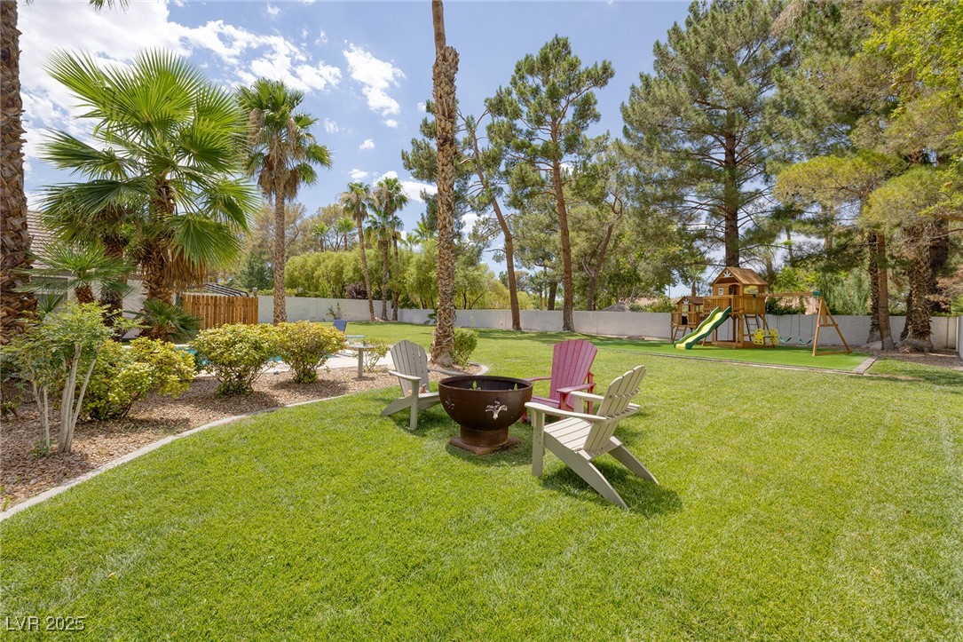 30 Quail Hollow Drive