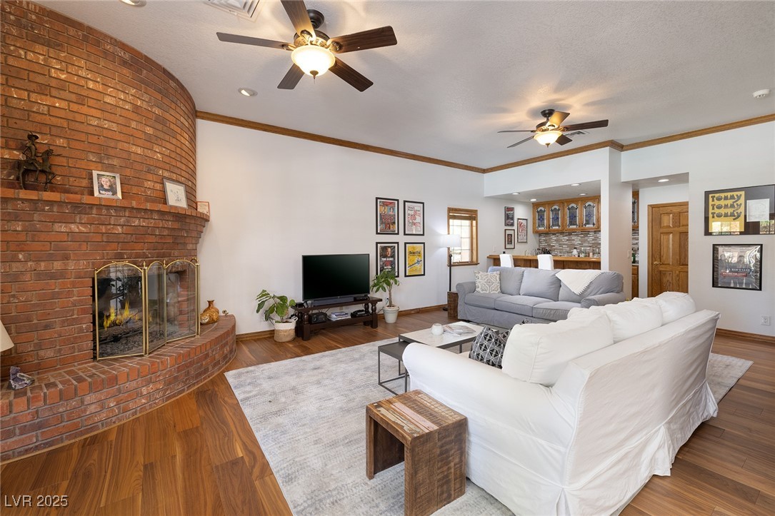 30 Quail Hollow Drive