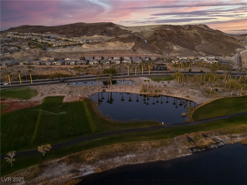 44 Alta Cascata Place