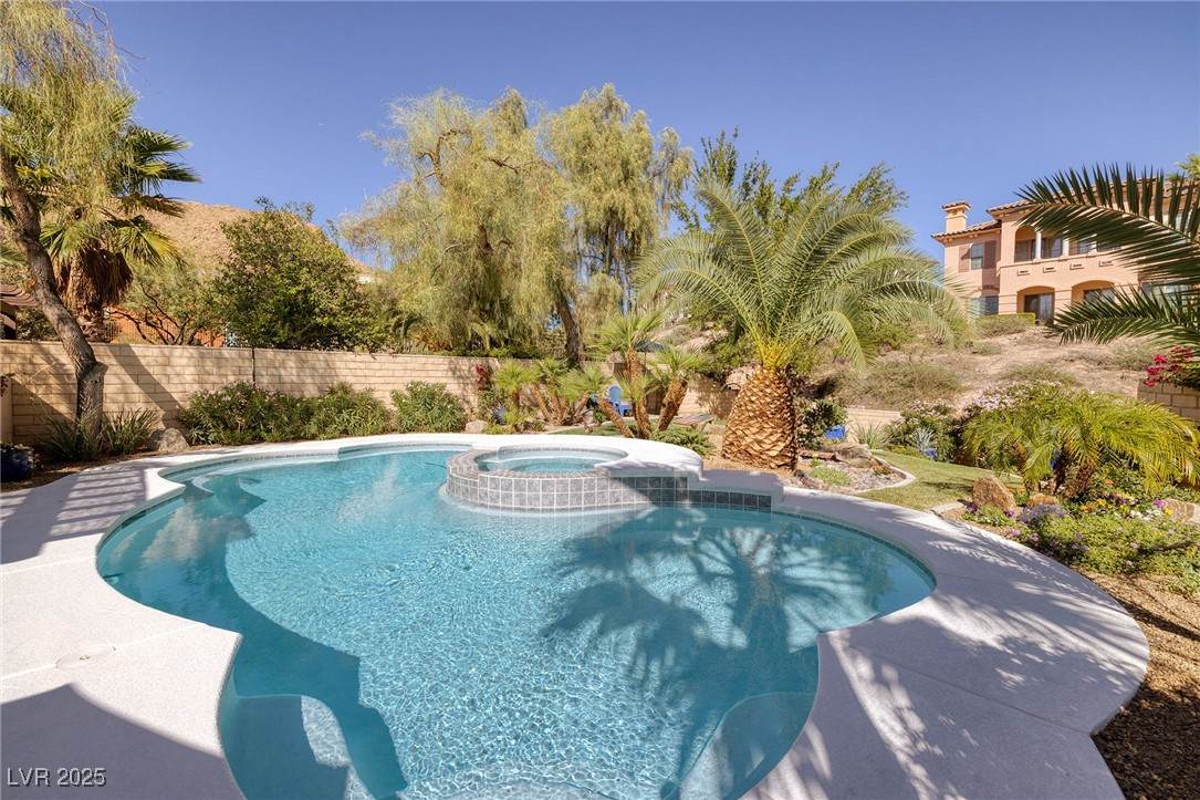 30 Strada Principale