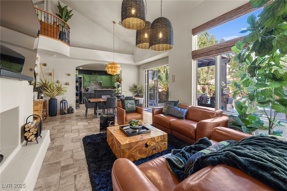 30 Strada Principale