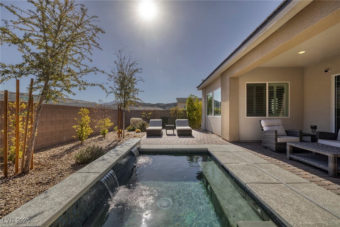 12 Hilltop Crest Street