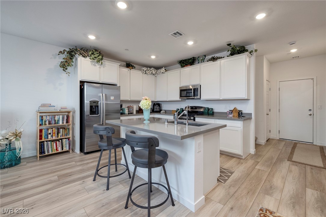 1548 Maria Crossing Avenue