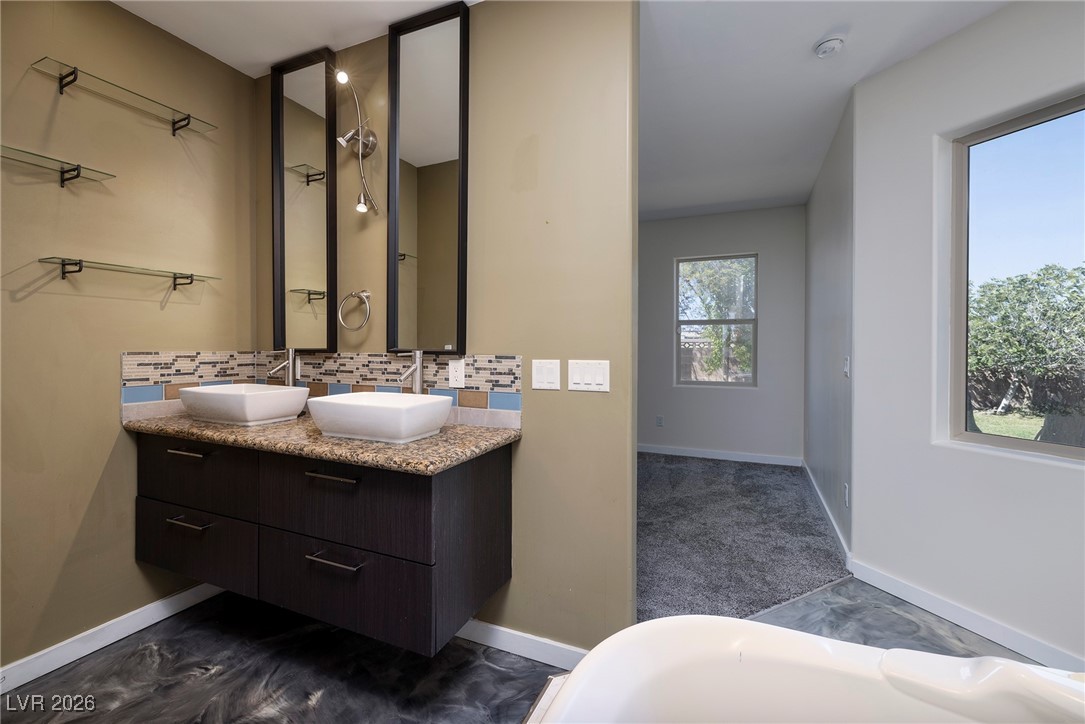 3385 West Agate Avenue