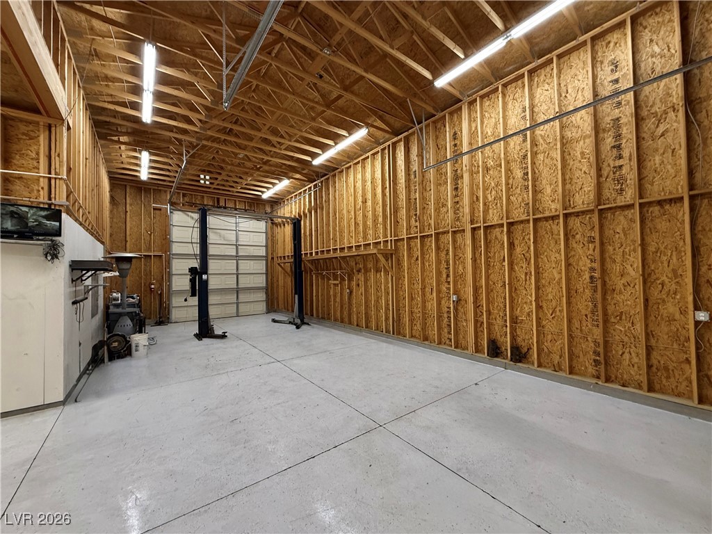 3385 West Agate Avenue