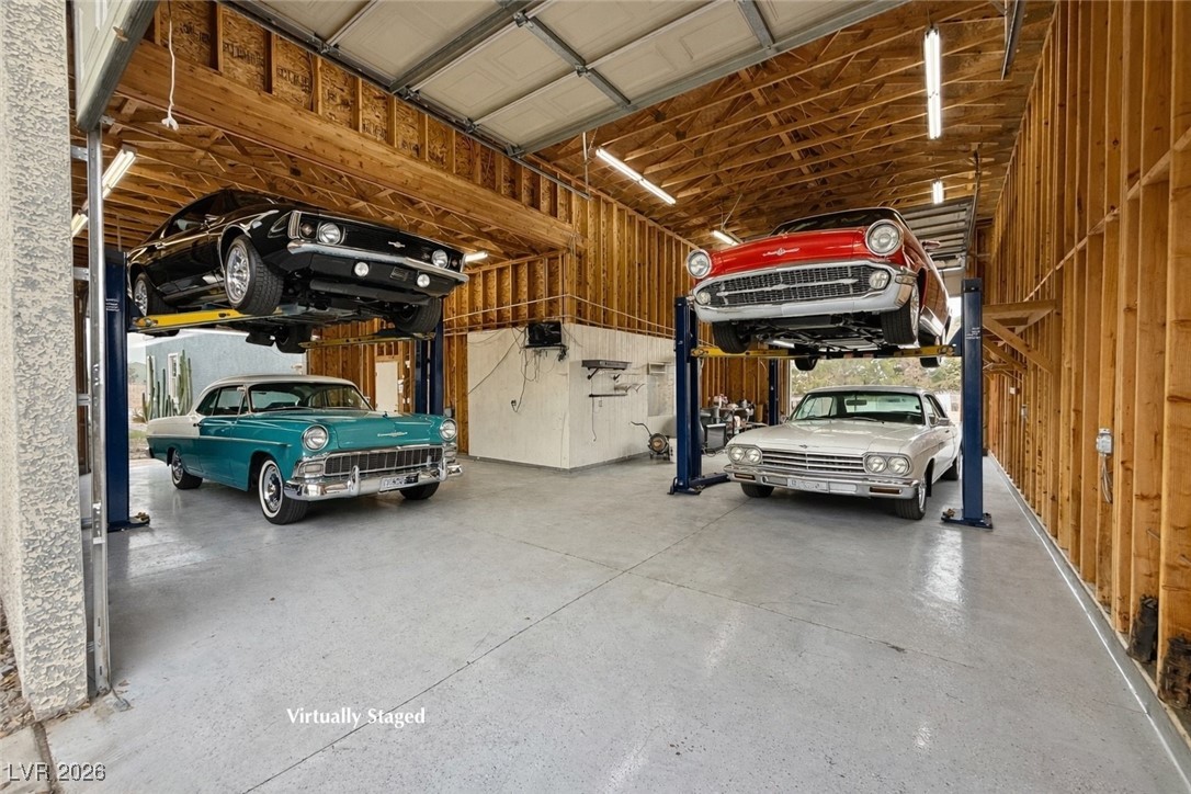 3385 West Agate Avenue