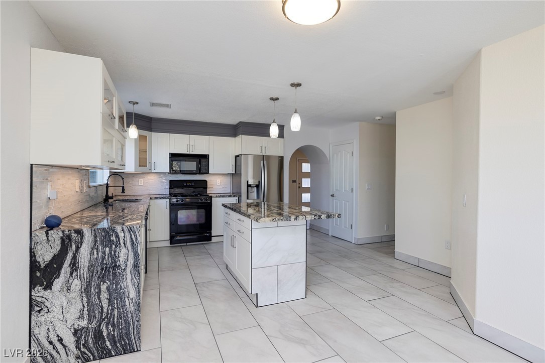 3385 West Agate Avenue