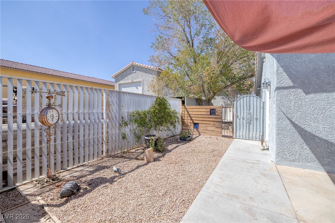 3385 West Agate Avenue