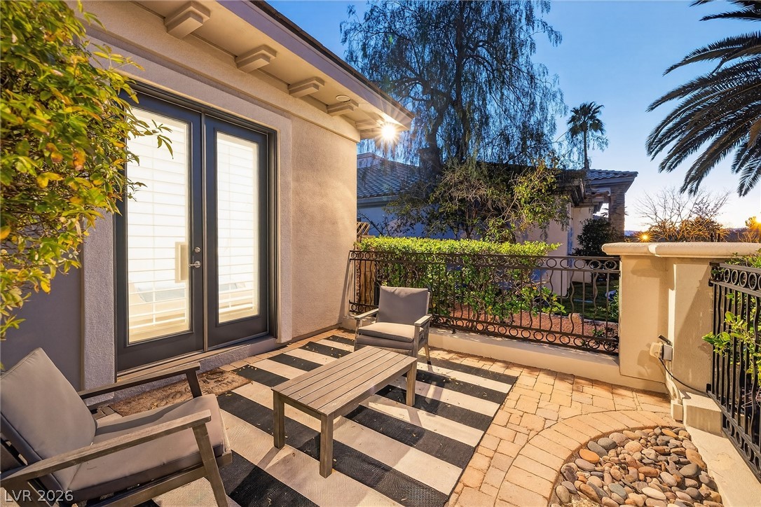 2279 Candlestick Avenue