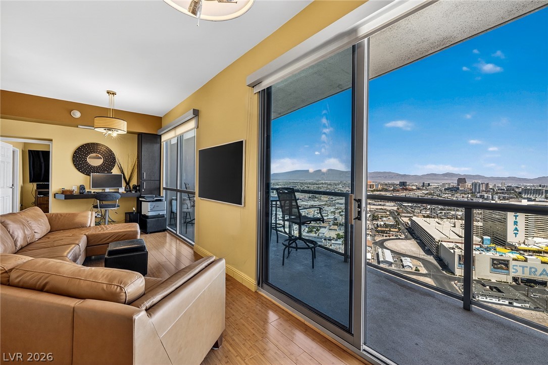 200 West Sahara Avenue 3012