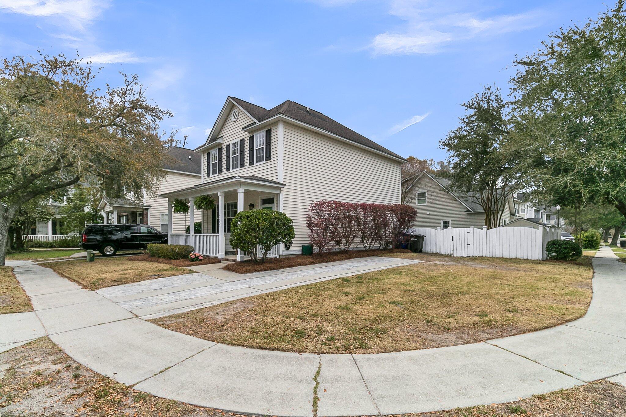 2369 Chadbury Lane